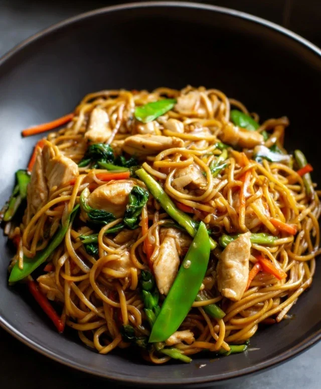 Easy 15-Minute Lo Mein